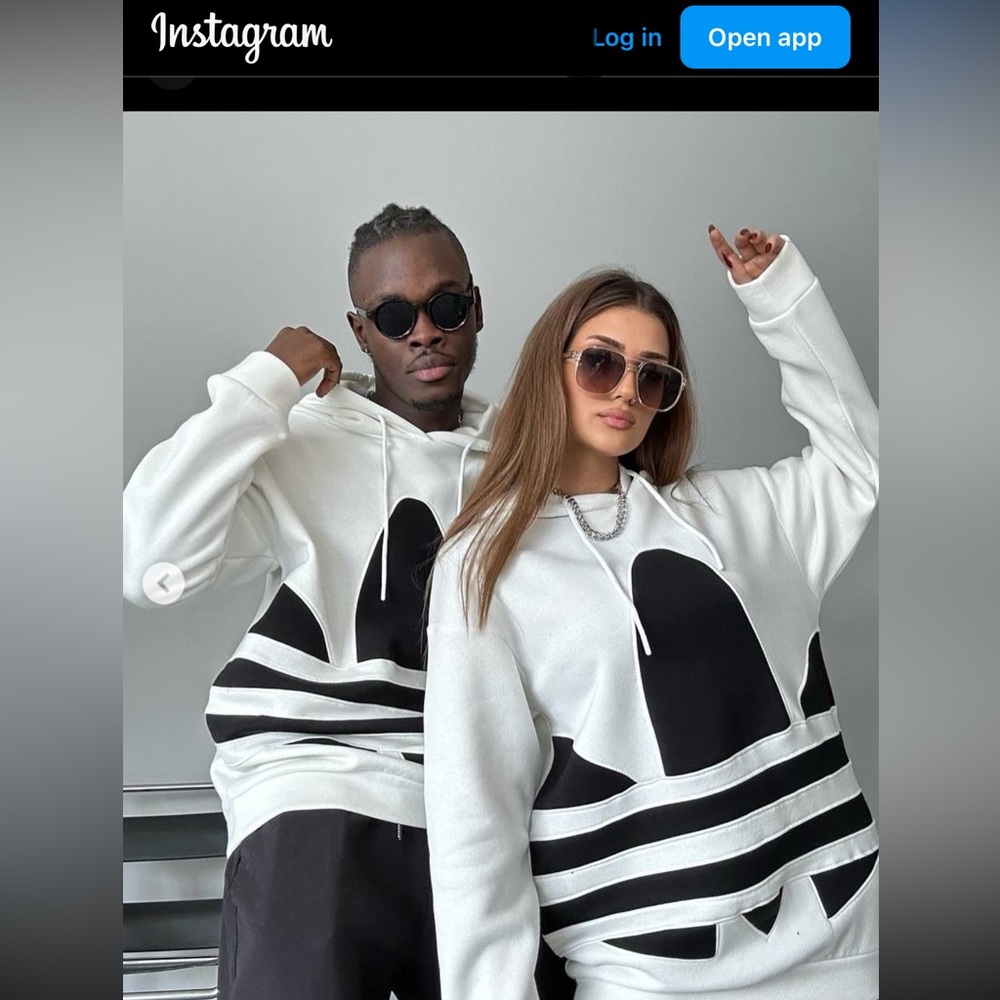 Authentic Adidas Large Logo Hoodie (Oversized)